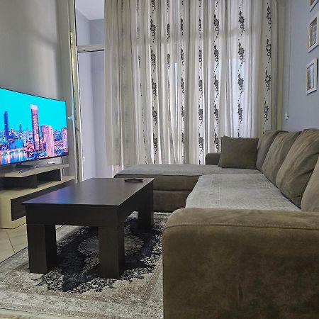 Pleasing Place With Free Parking On Site In Tirana Komuna E Parisit Екстериор снимка