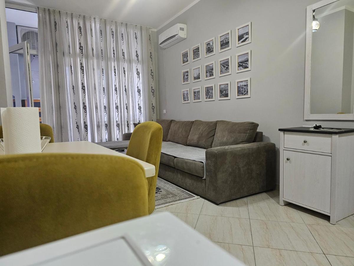 Pleasing Place With Free Parking On Site In Tirana Komuna E Parisit Екстериор снимка