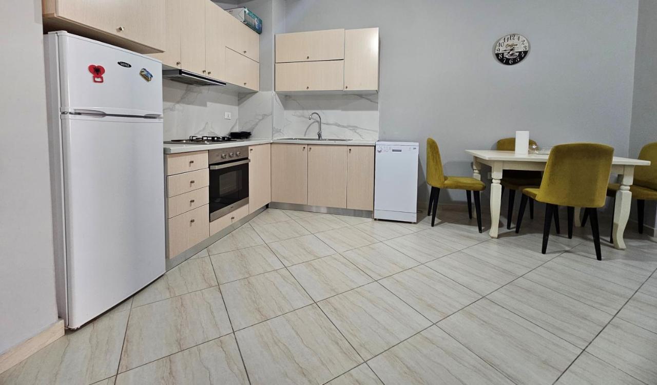 Pleasing Place With Free Parking On Site In Tirana Komuna E Parisit Екстериор снимка